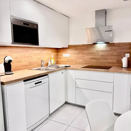 Sweet 3 Star Near Monaco Train Station Apartamento *