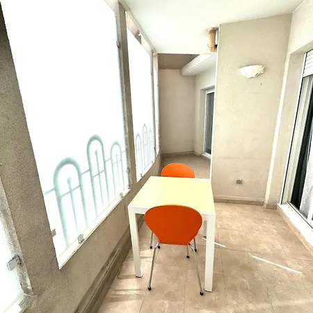 Sweet 3 Star Near Monaco Train Station Apartamento *